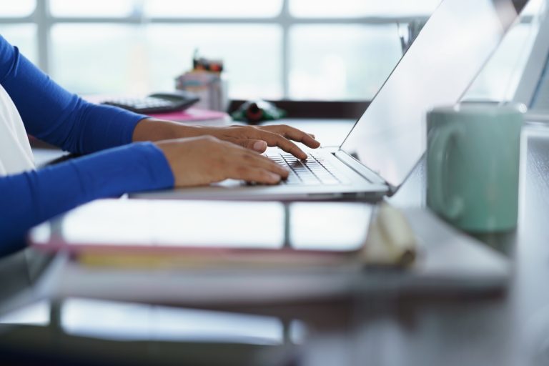 Plataforma LMS: por que esta é a solução ideal para treinar seus colaboradores?